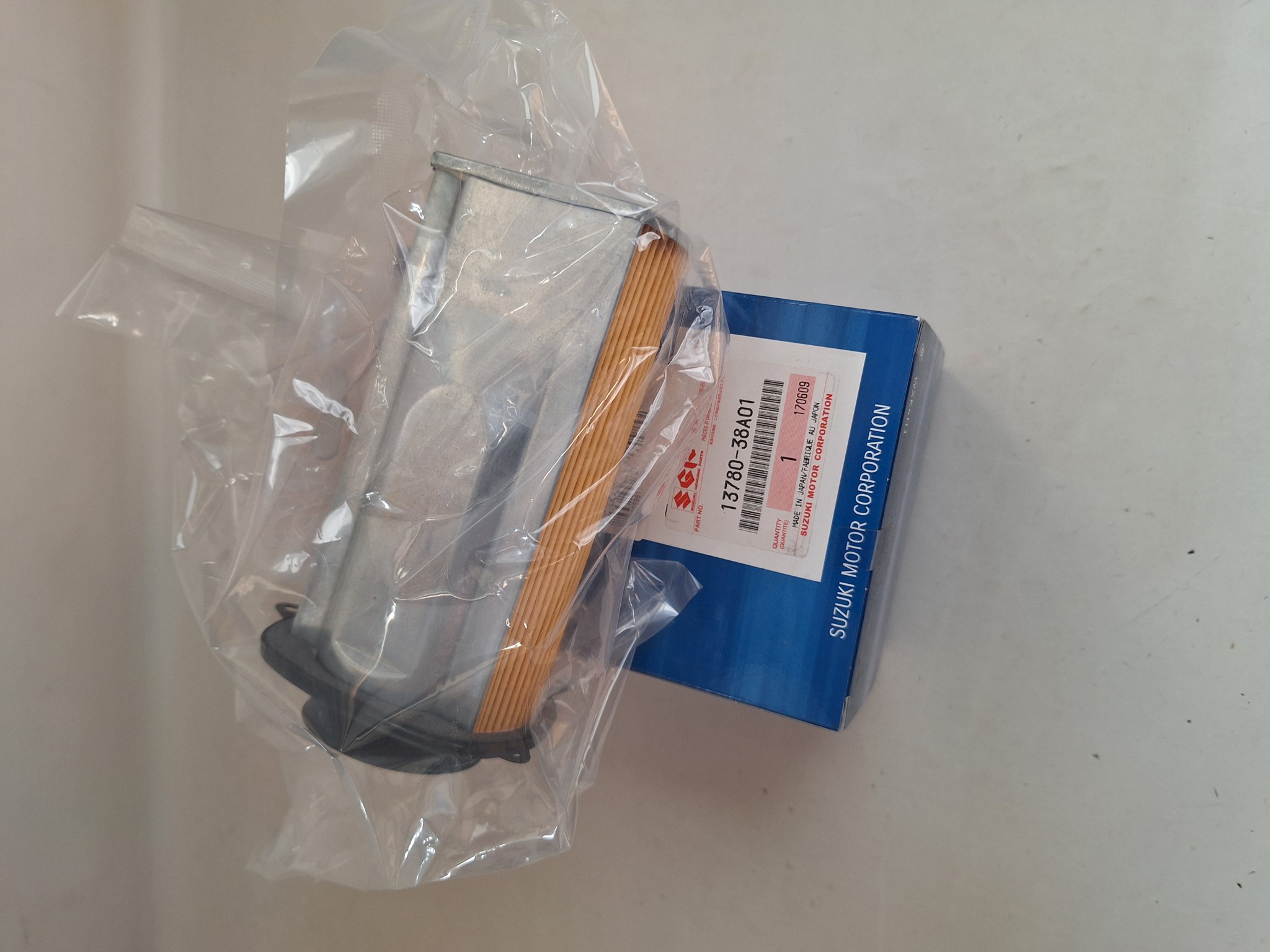 Bild von SUZUKI  LUFTFILTER  13780-38A01